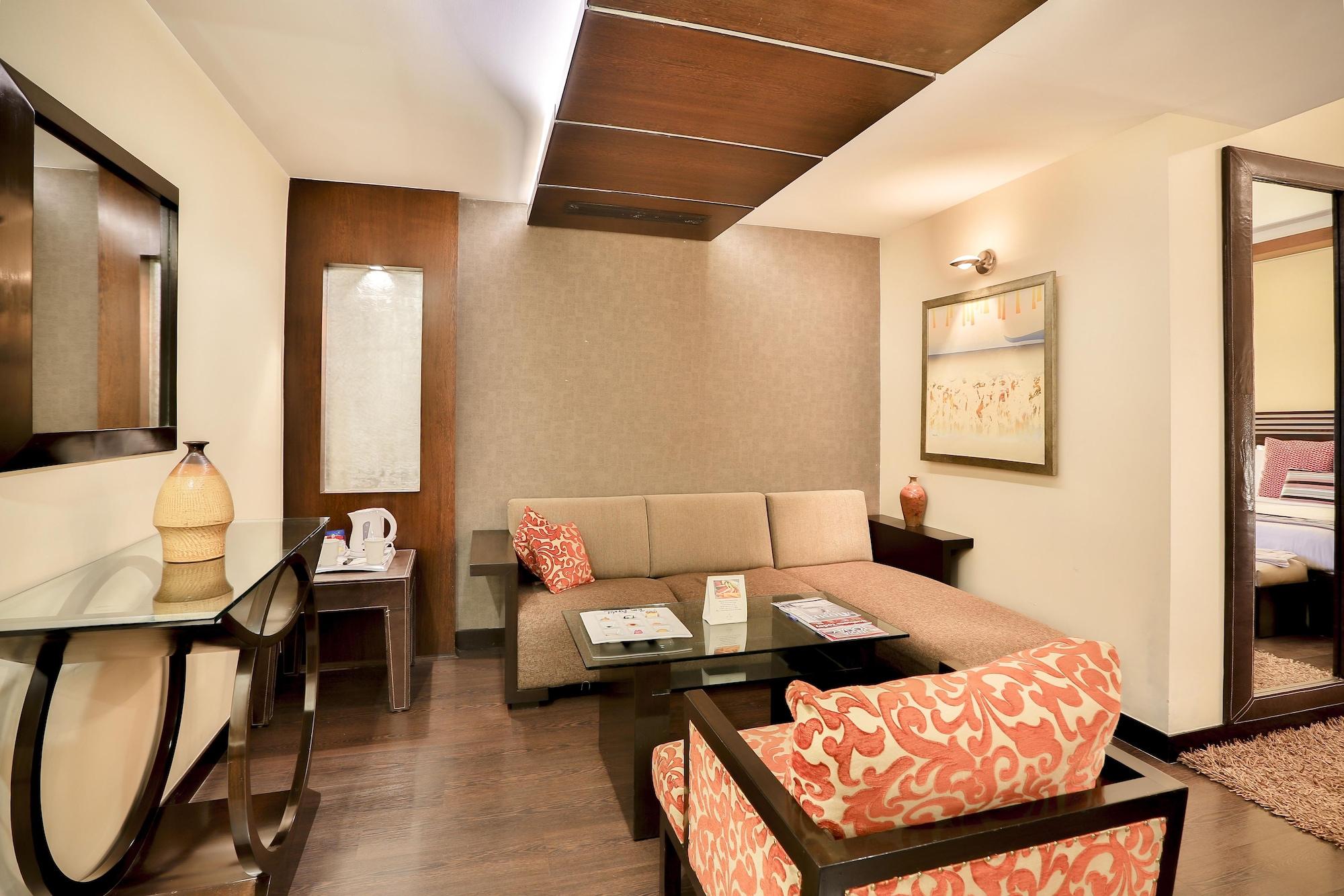 होटल Sun-n-sand Juhu 5*