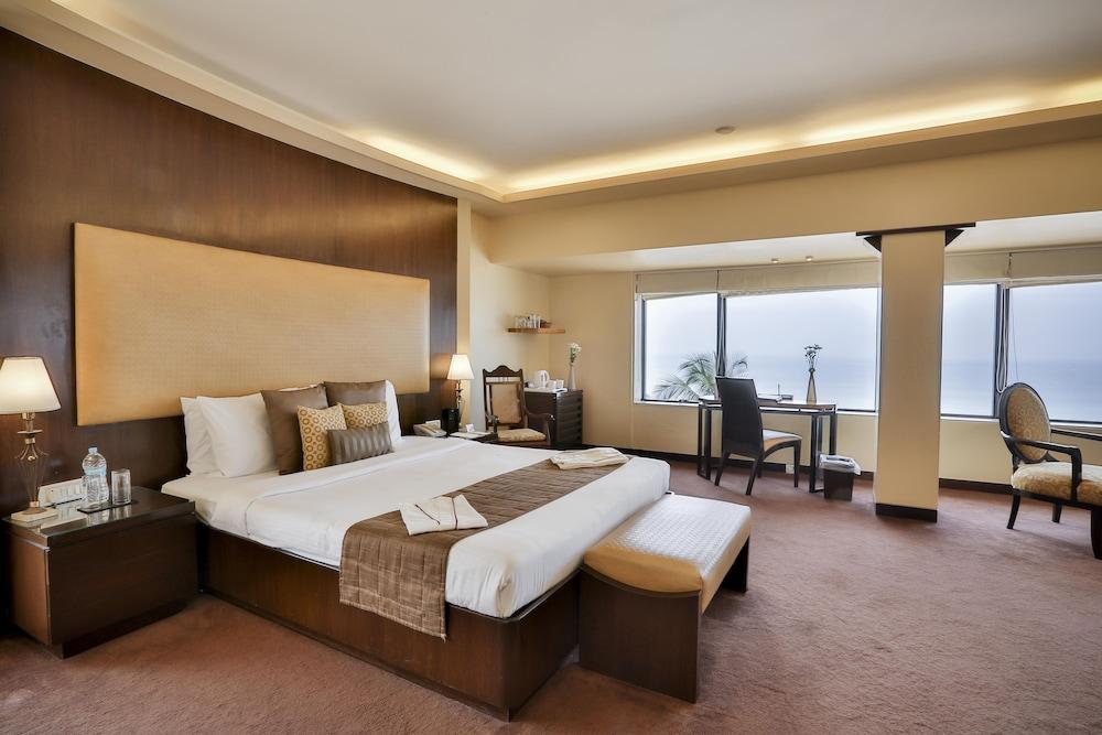 होटल Sun-n-sand Juhu 5*