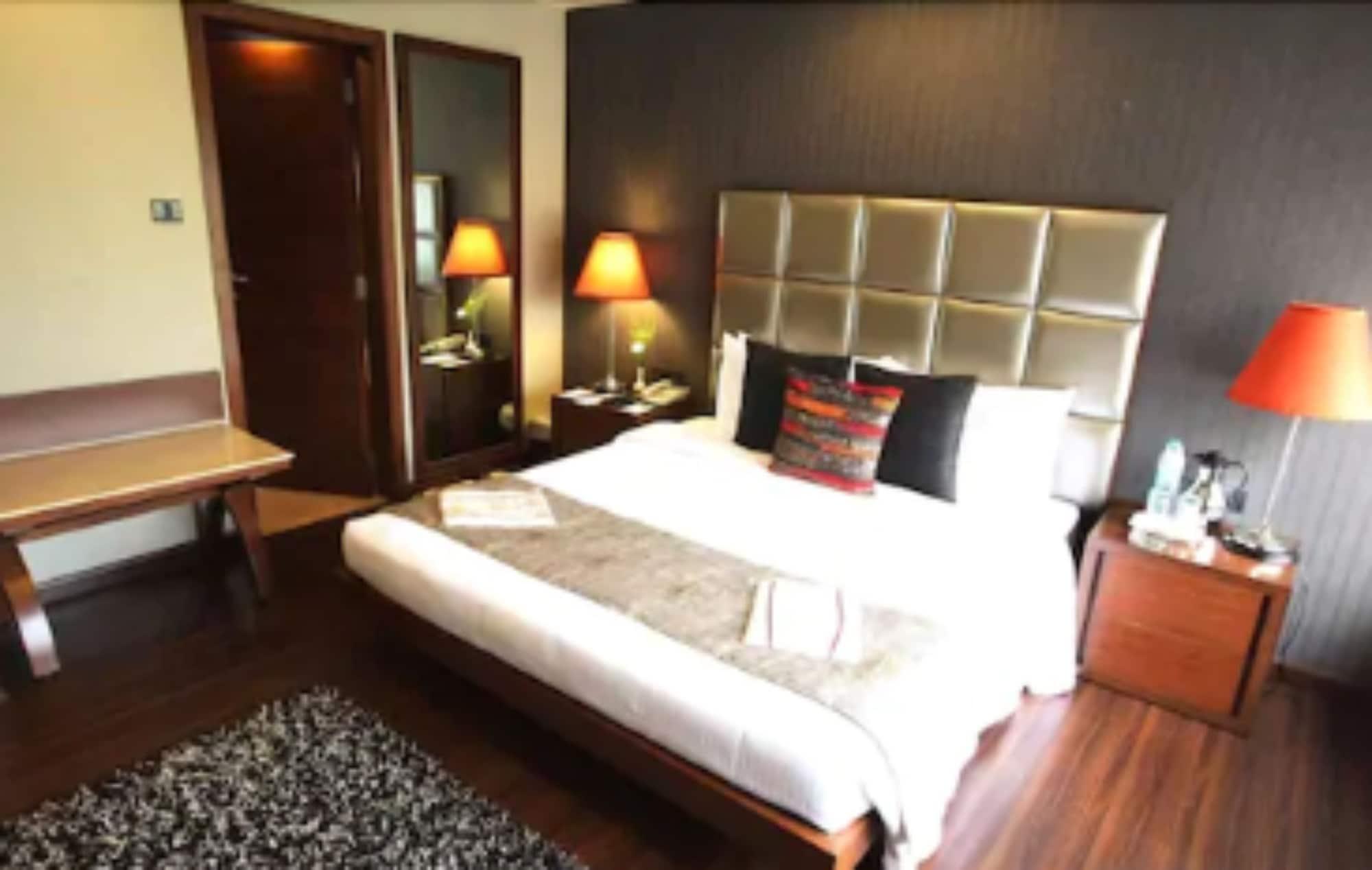 Sun-n-sand Juhu Hotel Mumbai