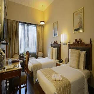 Sun-n-sand Juhu 5*